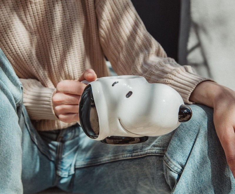Peanuts Snoopy 3D Ceramic Mug 20 oz