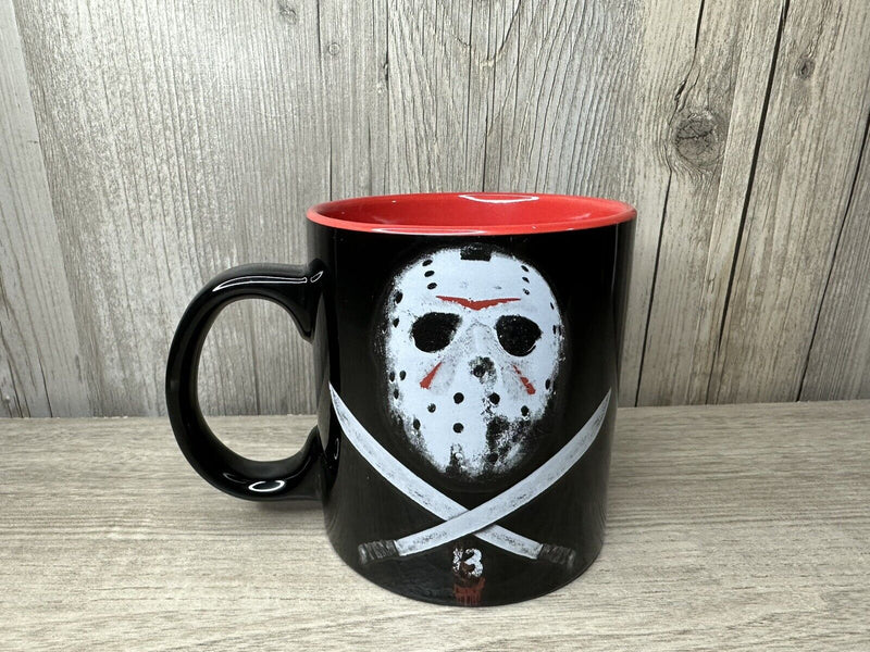 Perjantai 13. Jason keraaminen muki 20 oz