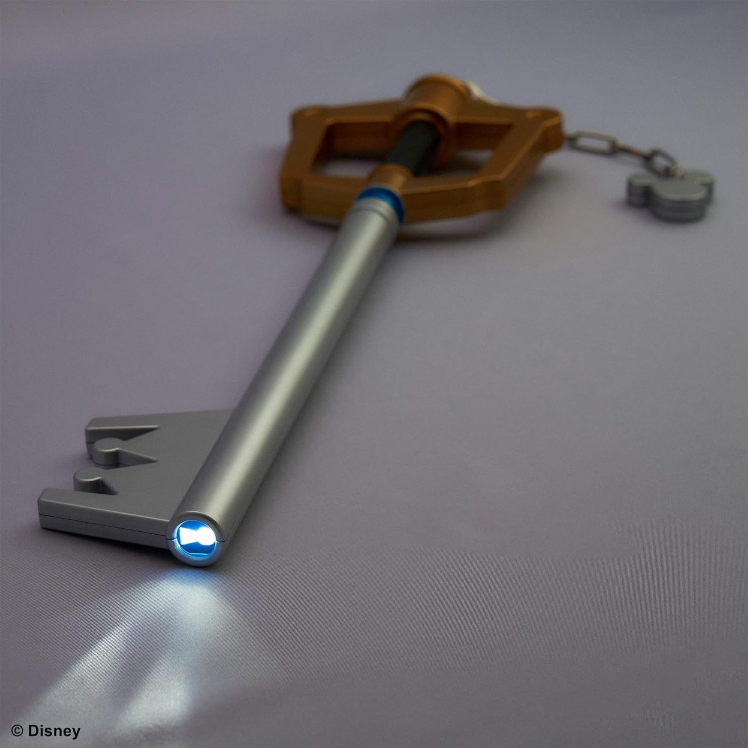 Square Enix Kingdom Hearts: Light-Up Keyblade Kingdom Key Ver. 2 ...