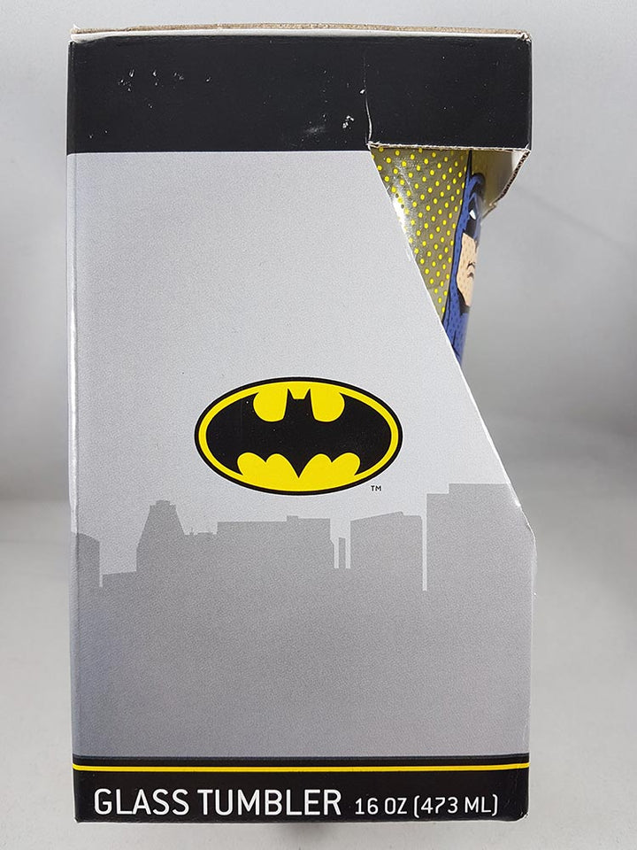 DC Comic Batman Pint Glass 16 oz Right Side