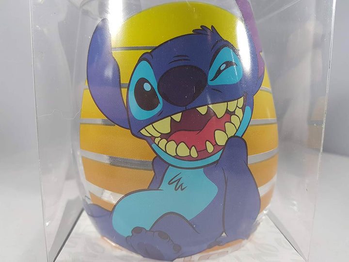 Lilo & Stitch Teardrop Wine Glass 20 oz Close Up