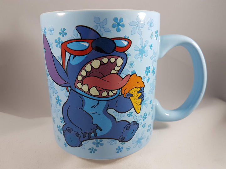 Lilo & Stitch Eating Ice Cream Cone Mug 20oz Back