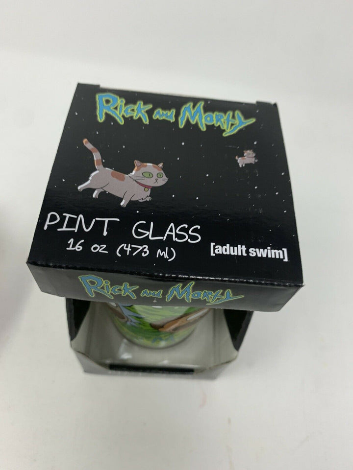 Rick and Morty Time Warp Pint Glass 16 oz Top